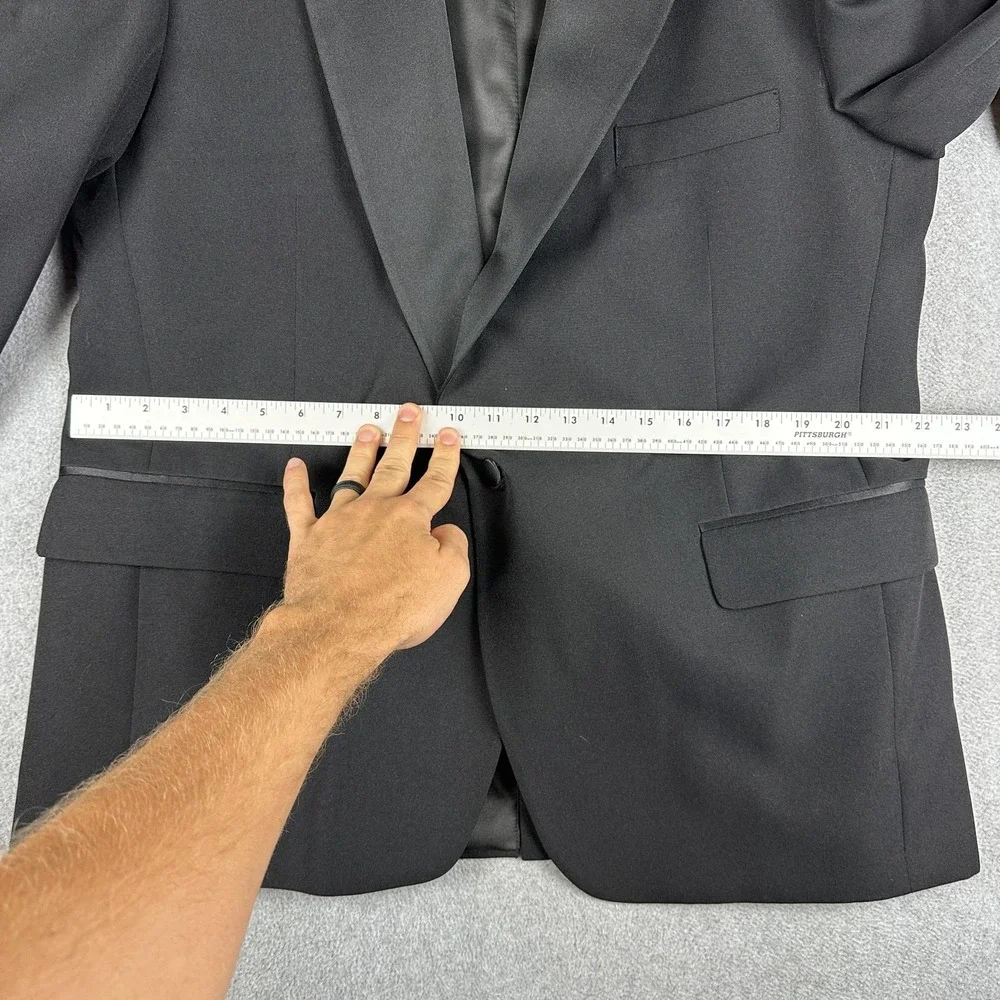 Formal Wear International Tuxedo Suit Jacket Mens 46S Black Peak Lapel Dinner